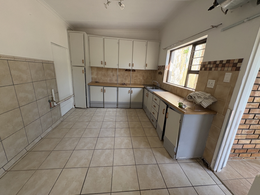 3 Bedroom Property for Sale in Cambridge Eastern Cape